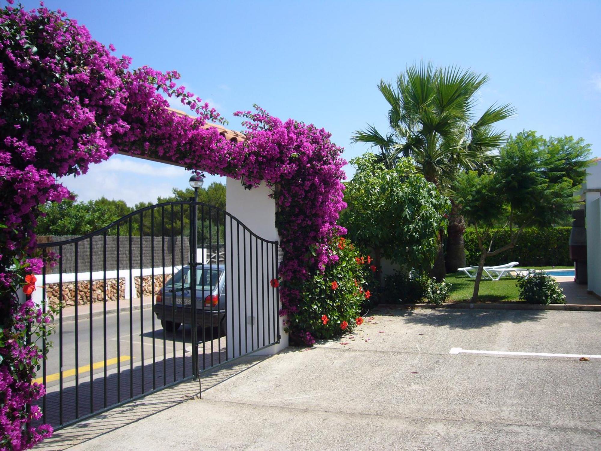Apartchalet Villas Elvira. Villa A Son Carrio  외부 사진
